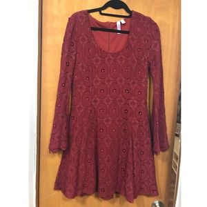 Francesca’s lace dress